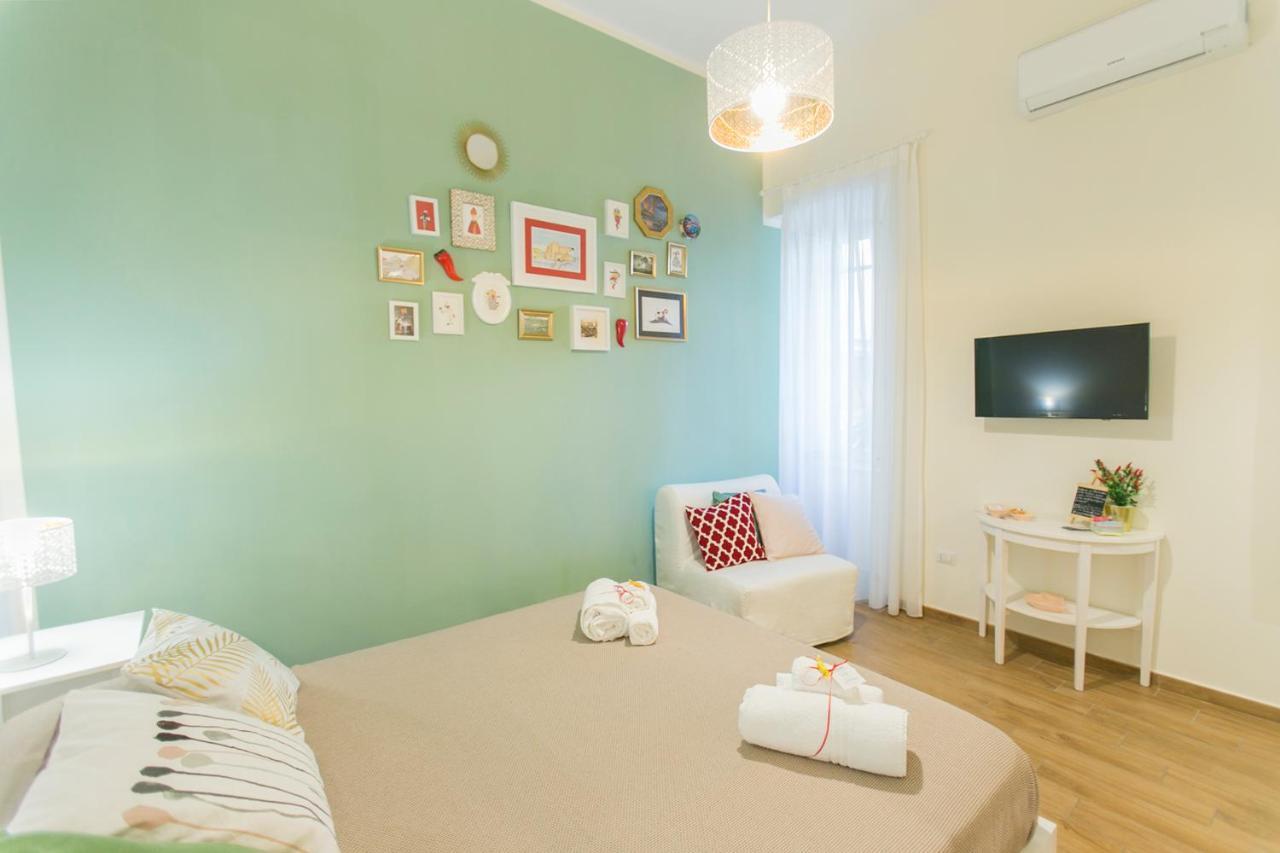 Casetta Partenopea Holiday House Наполи Екстериор снимка